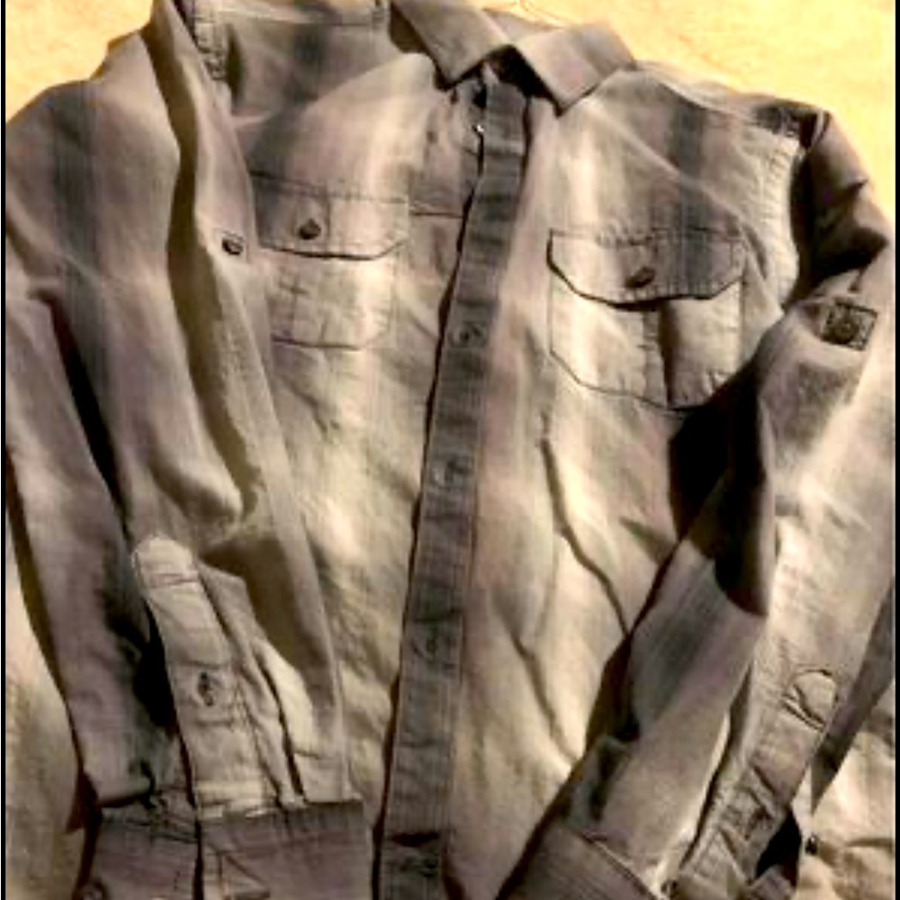 JF Mens Long Sleeve shirt size Small